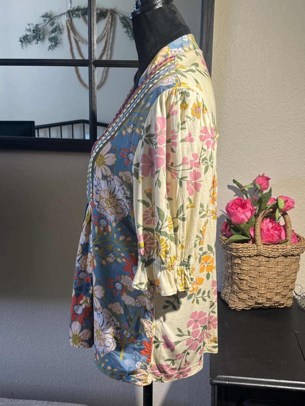 Floral Bohemian V‑Neck Tunic Top in Multi - Picture 4 of 7